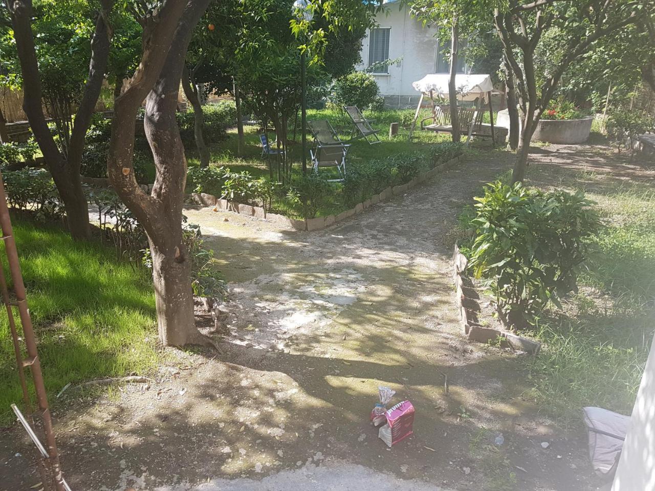 Il Giardino Di Vico Neve Nápoles