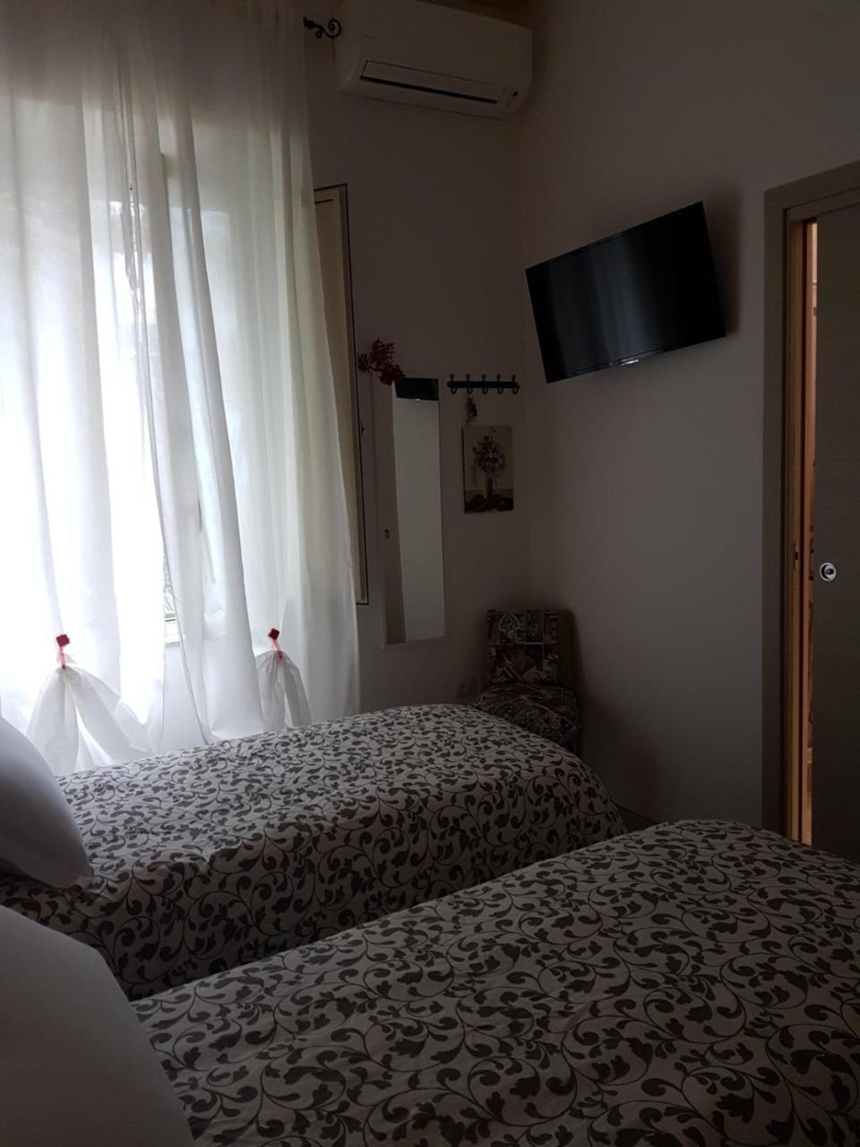 Il Giardino Di Vico Neve Frühstückspension 3*