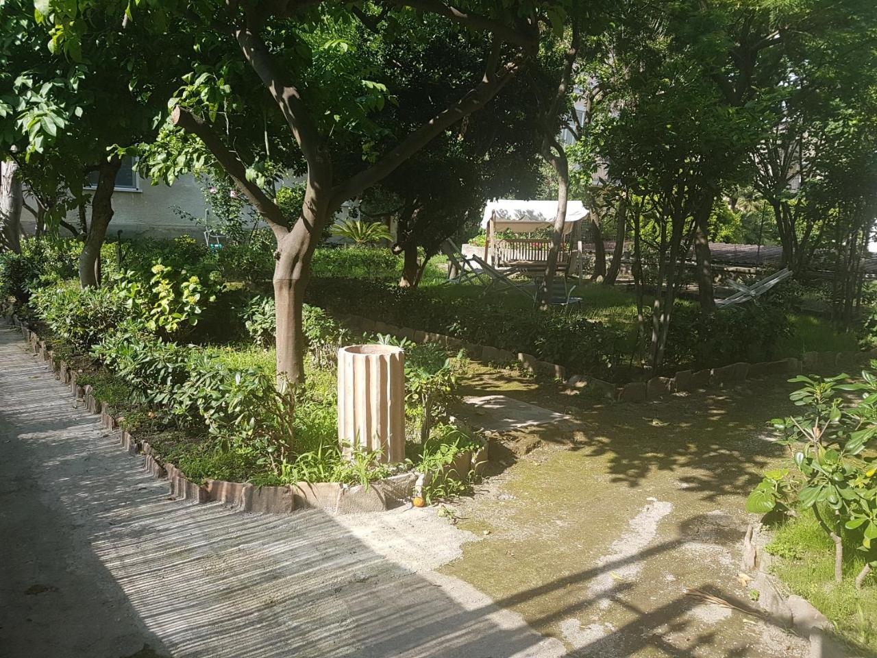 Il Giardino Di Vico Neve 3* Neapel